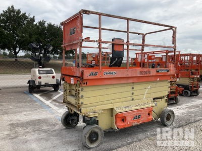 2017 JLG 2646ES Electric シザーリフト
