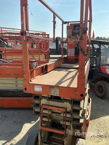 2017 JLG 2632ES Piattaforma aerea verticale