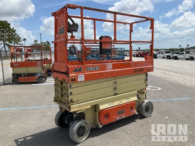 2017 JLG 2632ES Electric Scissor Lift