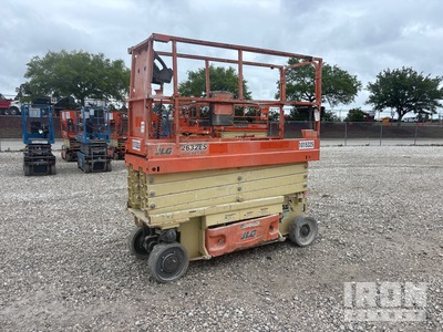 2016 JLG 2632ES Electric Scissor Lift