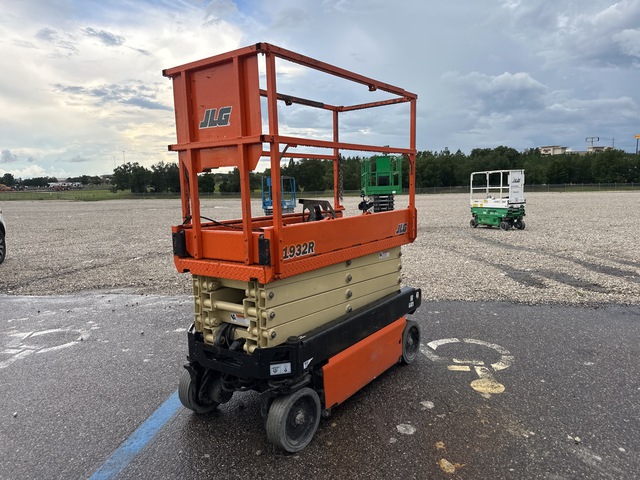 2019 JLG 1932R Electric Scissor Lift
