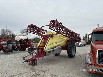 Hardi Commander 6600 120 ft S/A Pull-Type Sprayer