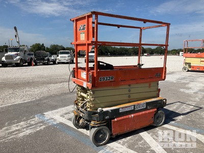 2019 JLG 1932R Electric Scissor Lift