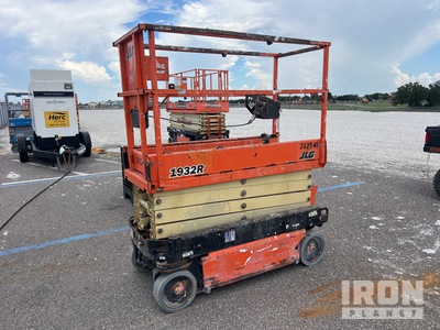 2018 JLG 1932R Electric منصة رفع متحركة