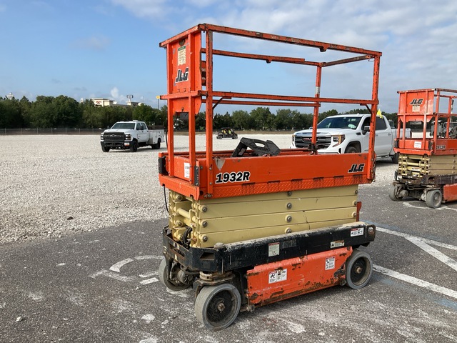2018 JLG 1932R Electric Scissor Lift