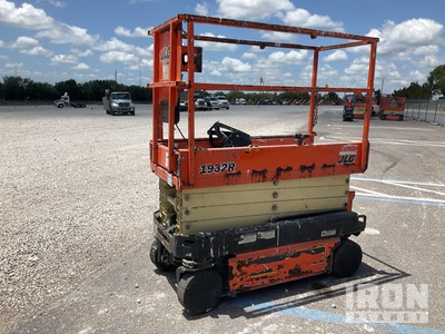 2018 JLG 1932R Electric Scissor Lift