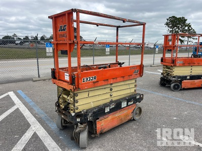 2018 JLG 1932R Electric Scissor Lift