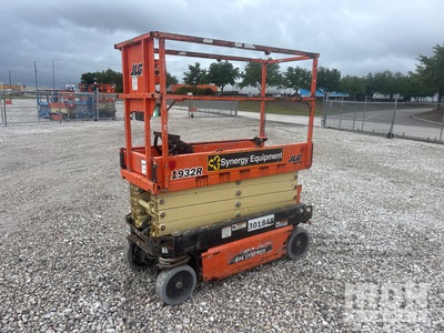 2018 JLG 1932R Electric منصة رفع متحركة