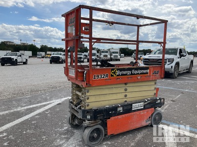 2018 JLG 1932R Electric Scissor Lift