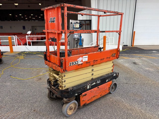 2019 JLG 1932R Electric Scissor Lift