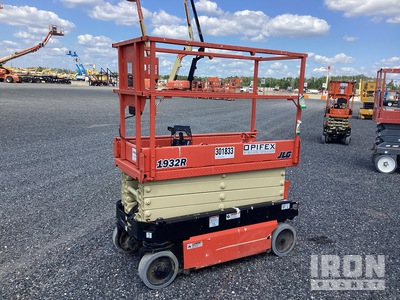 2018 JLG 1932R Electric Piattaforma aerea verticale