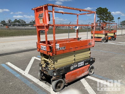 2018 JLG 1932R Electric Scissor Lift