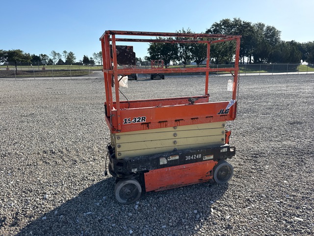 2019 JLG 1932R Electric Scissor Lift