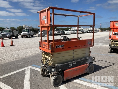 2017 JLG 1932R Electric Scissor Lift