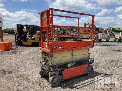 2018 JLG 1932R Electric Scissor Lift