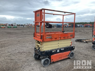 2019 JLG 1932R Electric Scissor Lift
