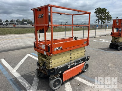 2018 JLG 1932R Electric Scissor Lift