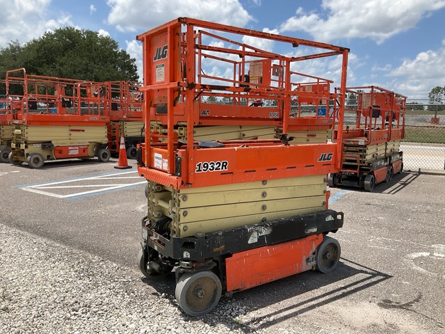 2018 JLG 1932R Electric Scissor Lift