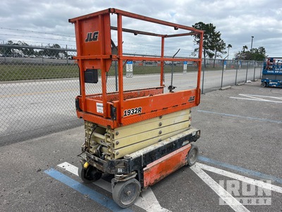2017 JLG 1932R Electric Scissor Lift