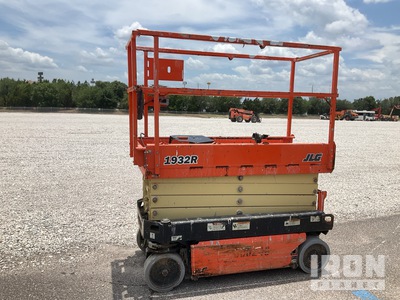 2017 JLG 1932R Electric Scissor Lift