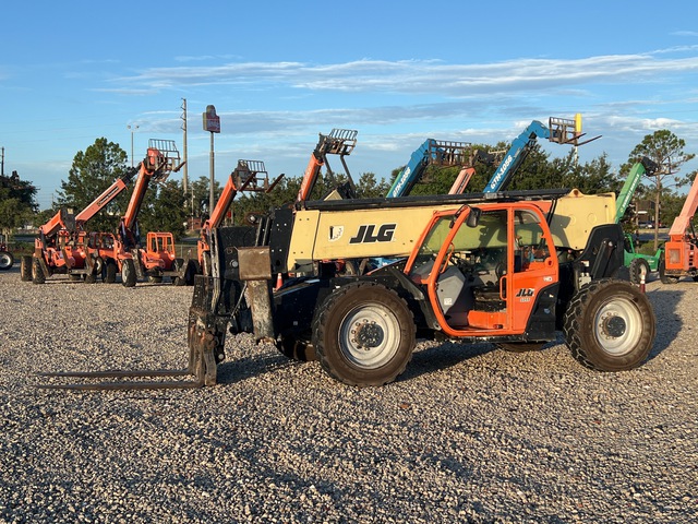 2018 JLG 1055 Telehandler