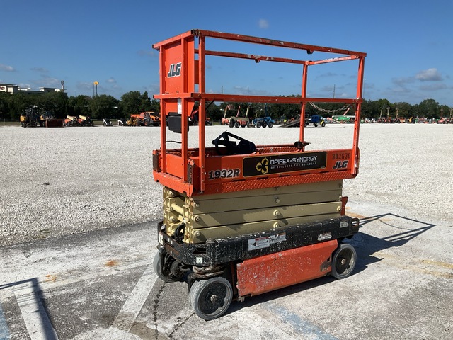 2018 JLG 1932R Electric Scissor Lift