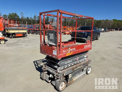 2017 Skyjack SJIII-3219 Electric Scissor Lift