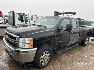 2013 Chevrolet Silverado 3500 LS 4x2 Extended Cab Pickup