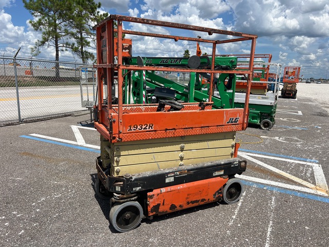 2018 JLG 1932R Electric Scissor Lift