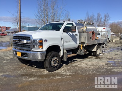 2022 Chevrolet Silverado 5500 400 gal 4x4 Septic, 400 gal Tanker Truck