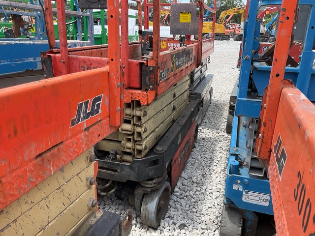 2018 JLG 1932R Electric Scissor Lift (Inoperable)