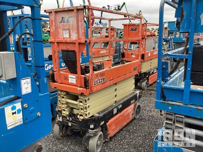 2018 JLG 1932R Electric Scissor Lift