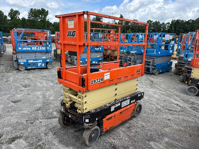 2018 JLG 1932R Electric Scissor Lift