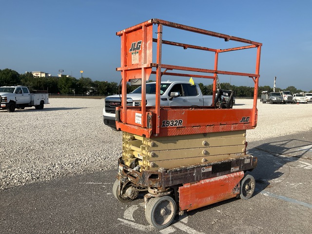 2019 JLG 1932R Electric Scissor Lift