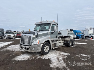 2015 Freightliner Cascadia 125 6x4 Cabeza Tractora Cabina Corta