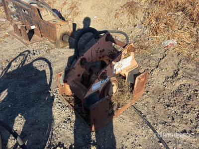 Compactadora de placa vibradora