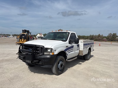 2004 Ford F-450 4x2 Service Truck