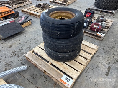 Quantity of (3) 11L-15 Reifen
