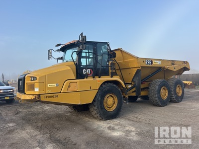 2021 Cat 725 Camion à benne articulé