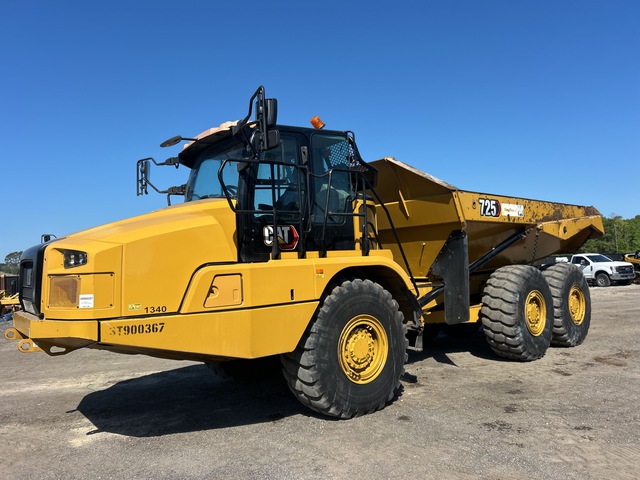 2021 Cat 725 Articulated Dump Truck