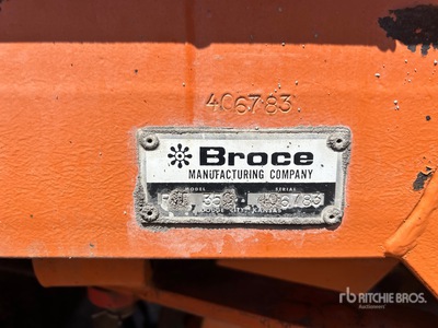 2010 Broce RJT-350 Balai automoteur