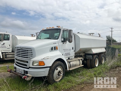 2000 Sterling A9500 4000 gal 6x4 Camion cisterna de agua