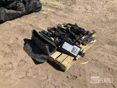(11) Hand Scissor Jacks