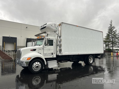 2012 Peterbilt 337 4x2 Refrigerated Truck