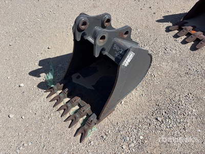 Volvo 24 in Digging Excavator Bucket