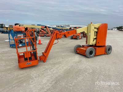 2015 JLG E300AJP 2WD Electric Knikarmhoogwerker