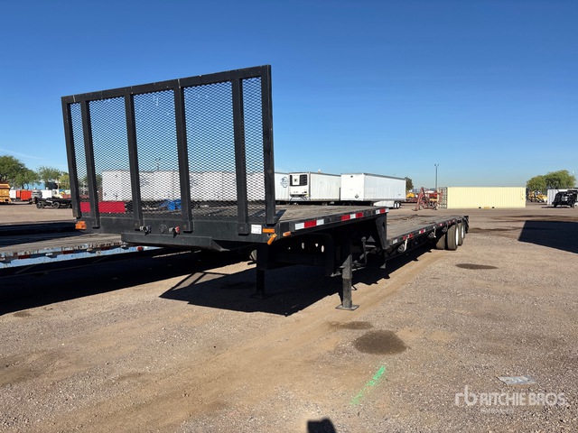 2006 Transcraft 51 ft T/A Step Deck Trailer