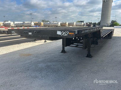 2006 Transcraft DTL-3000 53 ft T/A Single Drop Step Deck Trailer