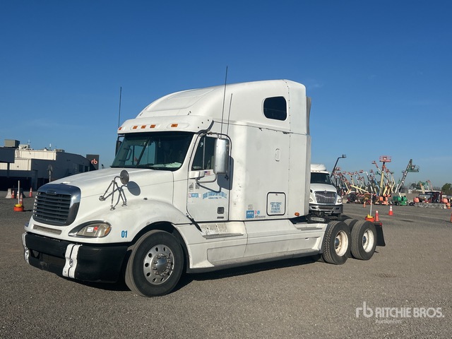 1FUJA6CK09DAC0151 Freightliner Columbia 120 Photo 1