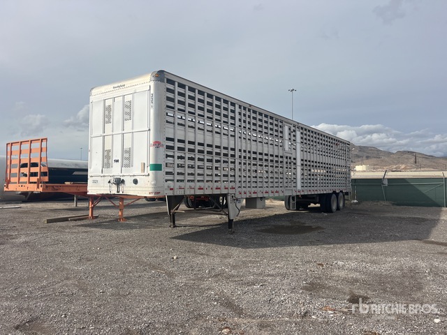2005 M.H.Eby 53 ft T/A Livestock Trailer